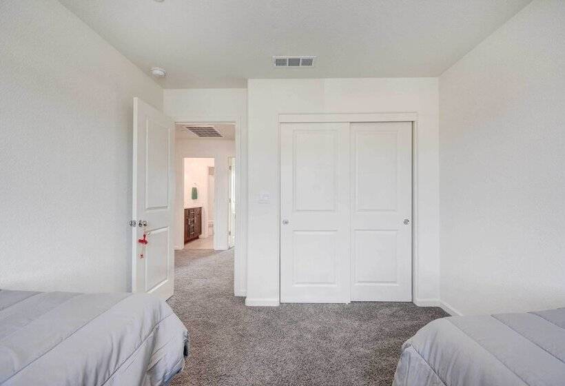 Spacious Merced Vacation Rental!