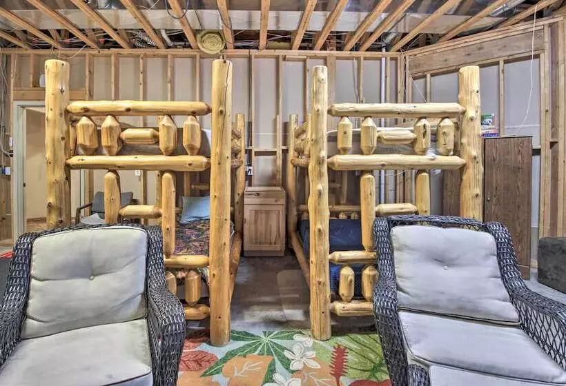 Spacious & Secluded Home By Pokegama Lake!