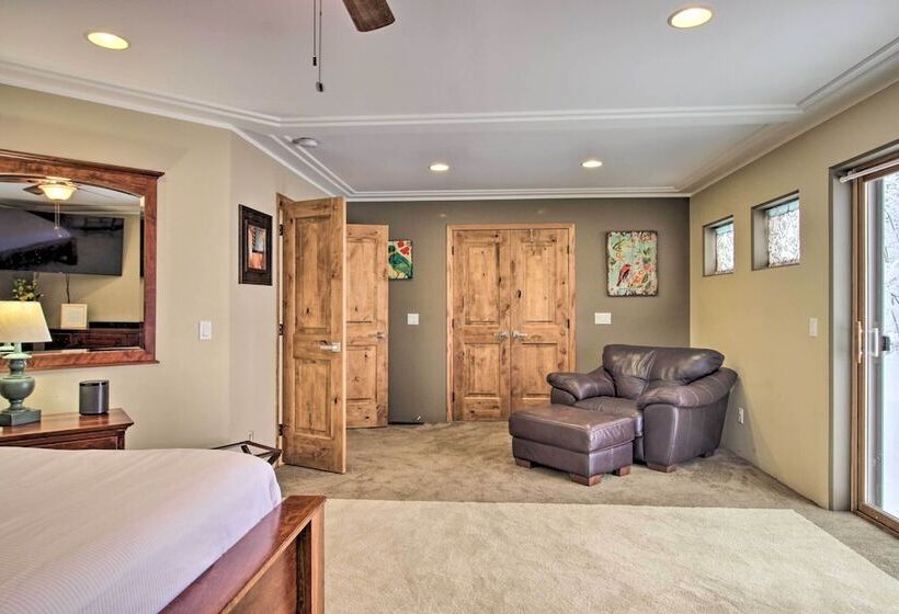 Spacious & Secluded Home By Pokegama Lake!