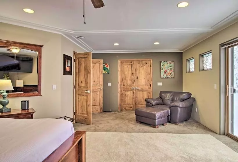 Spacious & Secluded Home By Pokegama Lake!