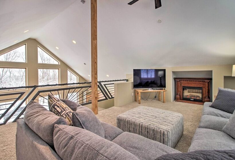 Spacious & Secluded Home By Pokegama Lake!