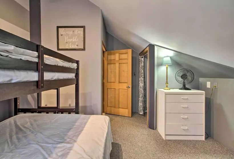 Spacious & Secluded Home By Pokegama Lake!