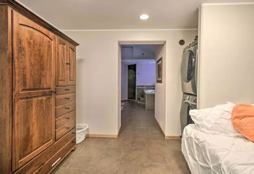 Spacious & Secluded Home By Pokegama Lake!