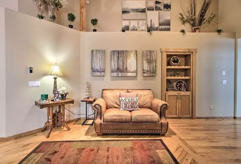 Spacious & Secluded Home By Pokegama Lake!