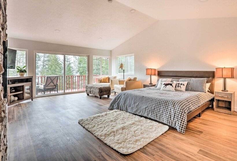 Spacious Sun Up Bay Cabin, 20 Min To Downtown Cda!