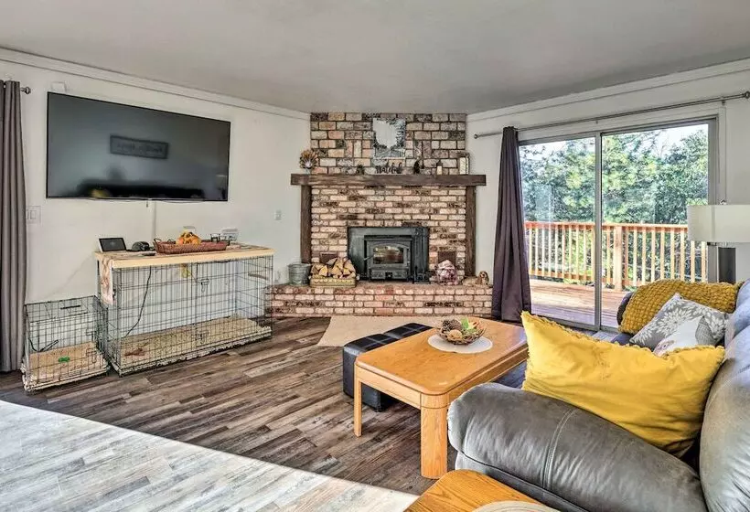 Game Room & Mtn Views: Tuolumne Hideaway!