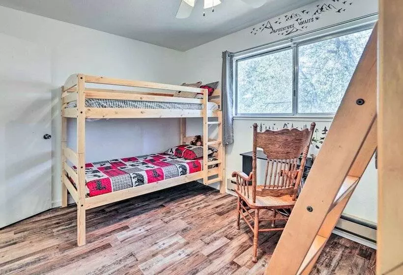 Game Room & Mtn Views: Tuolumne Hideaway!