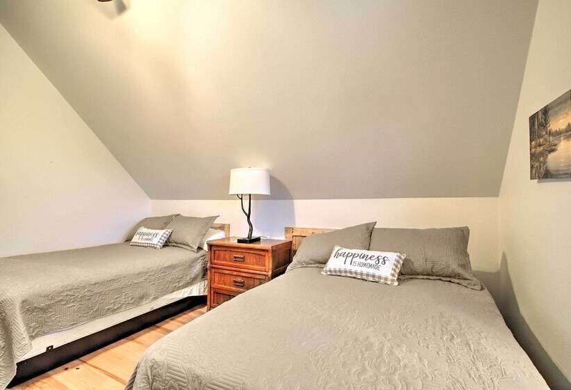 Twin Acres Scenic Ranch In Texas Hill Country