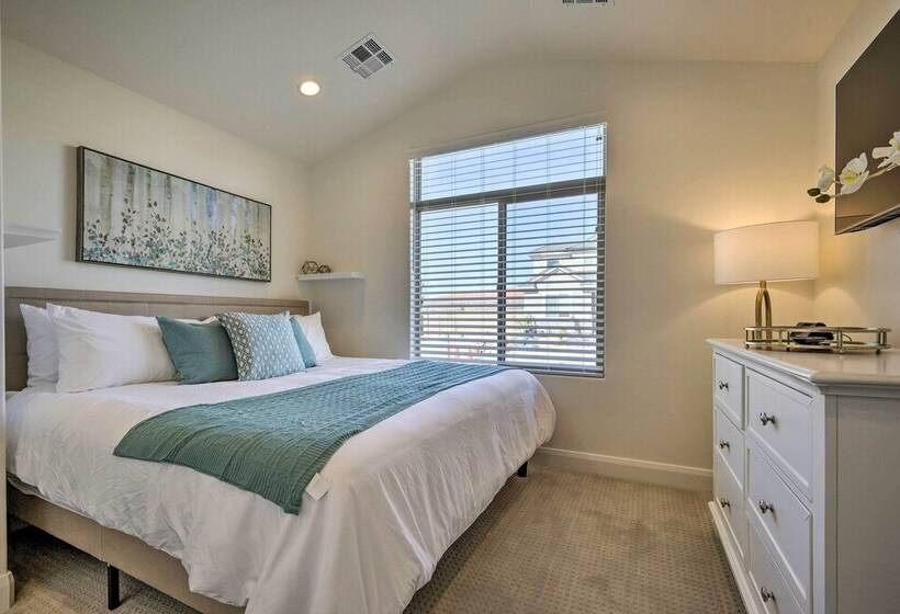 Patio, Game Room & Pool Access: Washington Gem