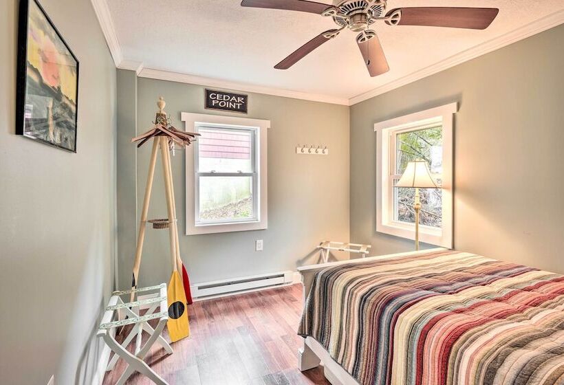 Waterfront Cottage On Sawmill Bay W/ Deck!