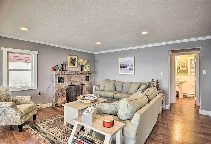 Waterfront Cottage On Sawmill Bay W/ Deck!