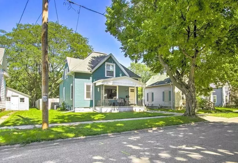 Appleton Abode Near Lake Winnebago & Downtown