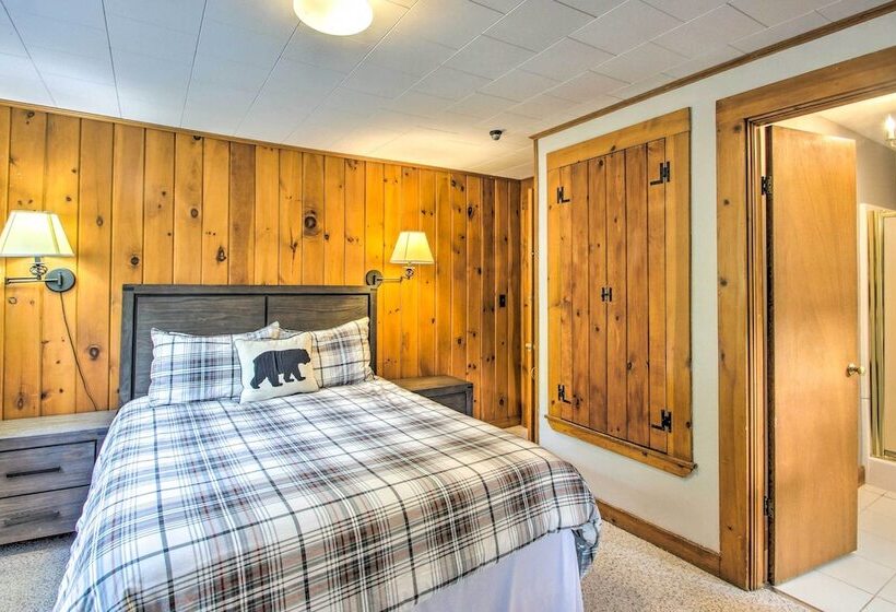 Beautiful Carriage House In Downtown Jackson!