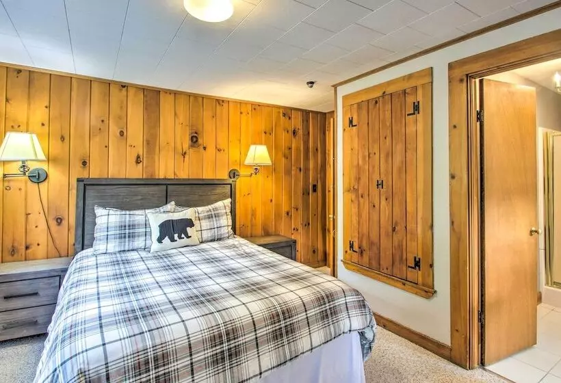 Beautiful Carriage House In Downtown Jackson!