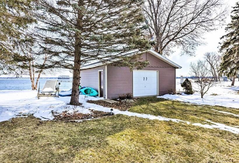 Beaver Dam Lake Retreat W/ Fire Pit & Dock!