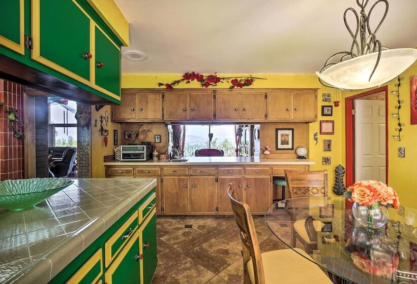 Colorful El Cajon Gem: Deck, Garden & Valley Views