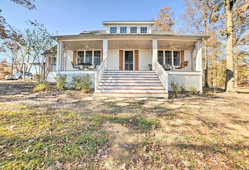 Country Chic Home W/ Fire Pit, Steps To Lake!
