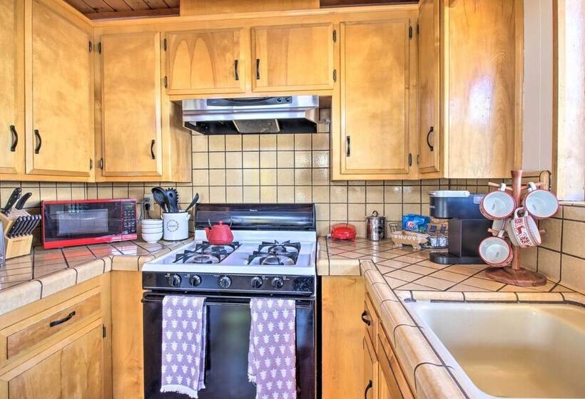 Cozy Cabin W/ Deck   Near Frazier Mtn Park