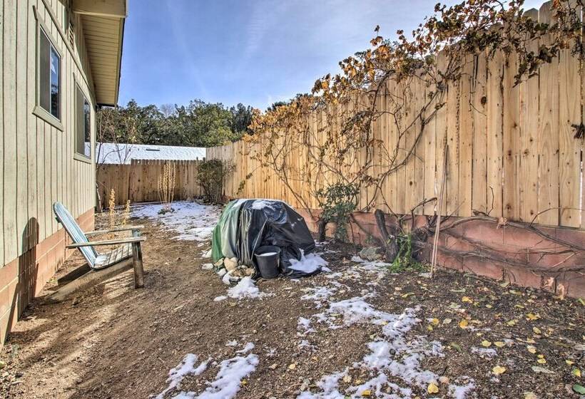 Cozy Cabin W/ Deck   Near Frazier Mtn Park