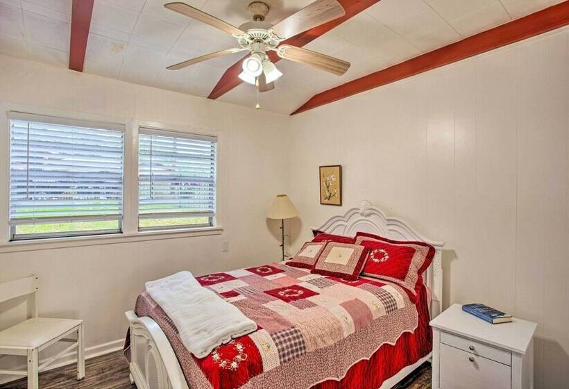 Cozy Cottage On Lake O The Pines W/ Lake Views!