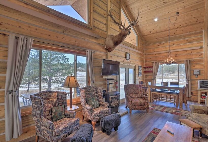 Cozy & Private Custer Cabin W/ Hiking On Site