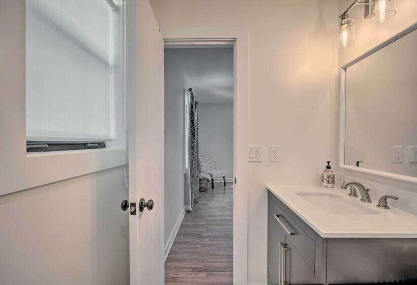 Cozy Retreat, 7 Mi To World Equestrian Center