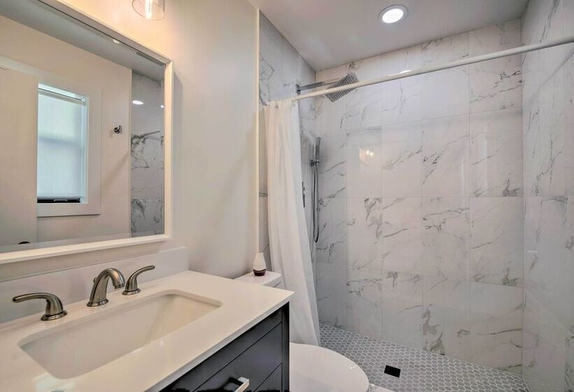 Cozy Retreat, 7 Mi To World Equestrian Center