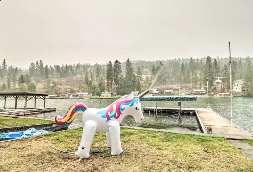 Flathead Lake Waterfront Cabin W/ Dock & Kayaks