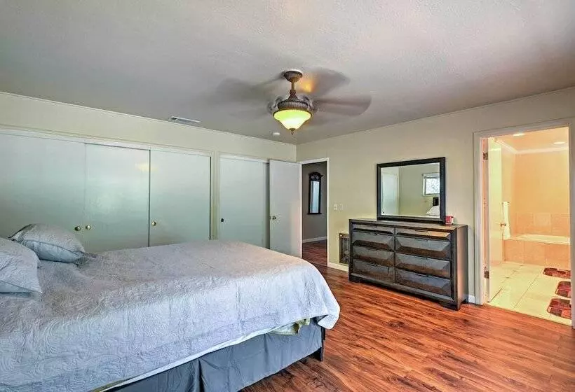 Gilroy Home W/ Deck On 20 Acres, 7 Mi To Downtown!