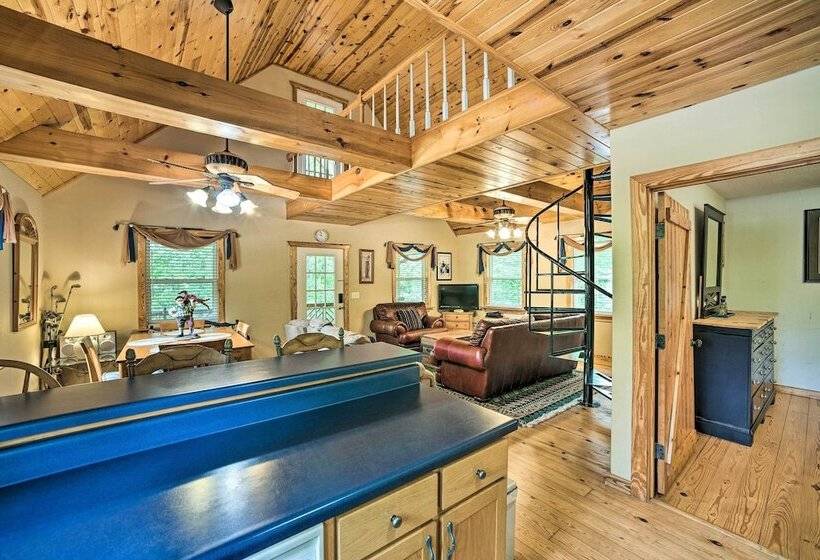 Golfer S Retreat    Cabin In Resort