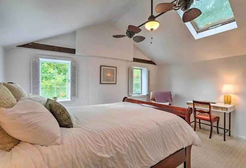 Historic Home In Lambertville: Walk To Bridge