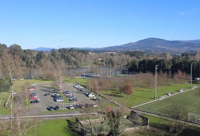 Отель Dom Afonso