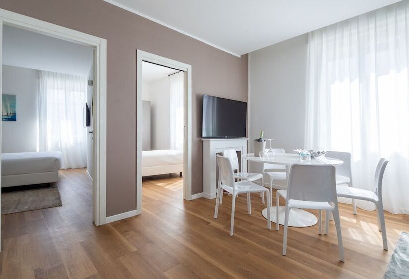 هتل Vis A Vis Apartments