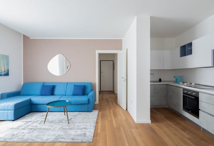 هتل Vis A Vis Apartments