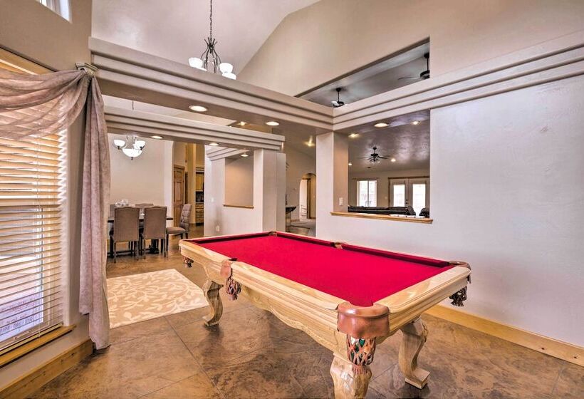 Hurricane Home W/ Pool & Spa ~ 25 Mi To Zion!