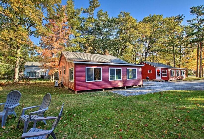 Idyllic  Finn S Retreat    Walk To Lake Huron