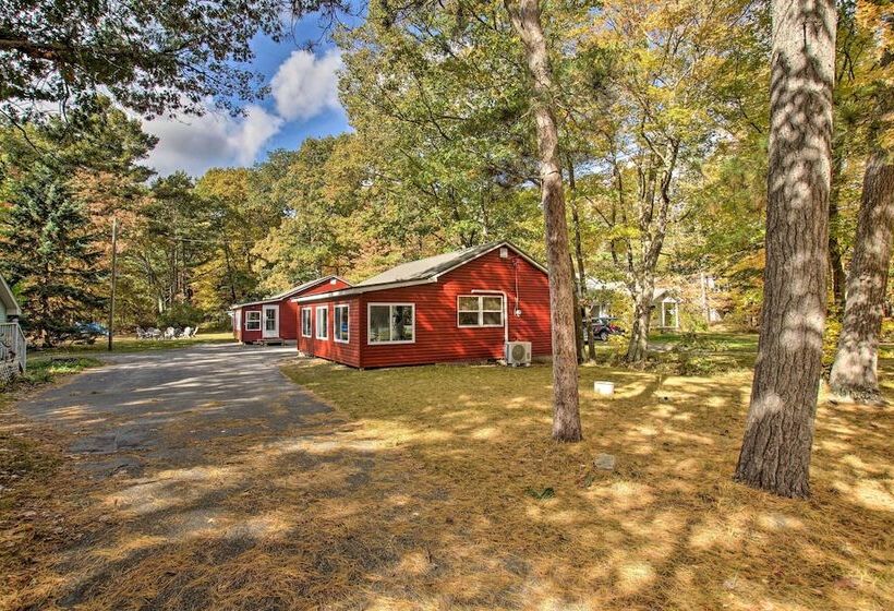 Idyllic  Finn S Retreat    Walk To Lake Huron