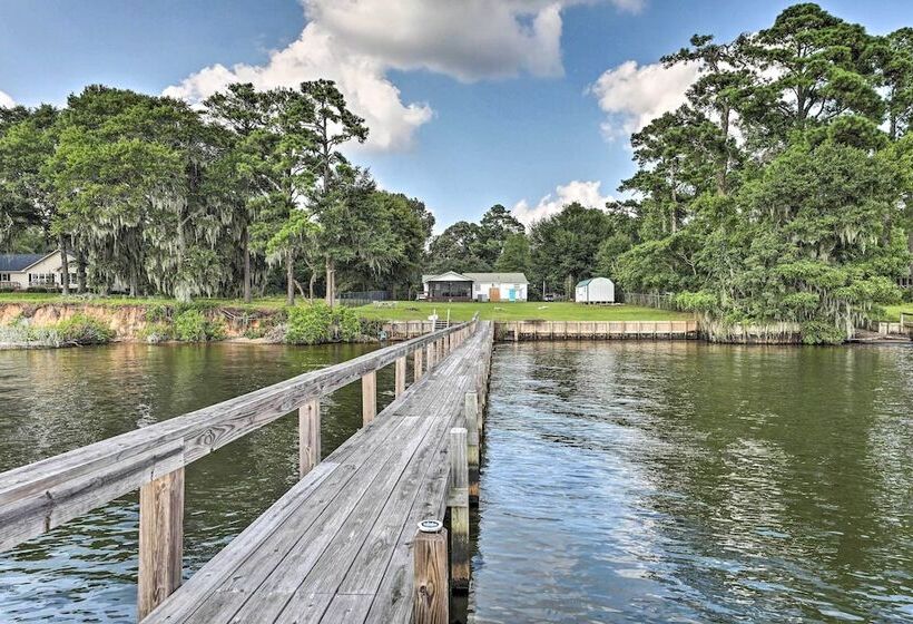 Idyllic Waterfront Escape W/ Private Boat Dock!