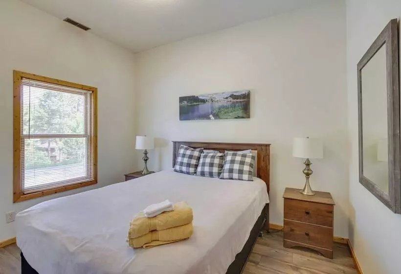 Keystone Escape W/ Amazing Mt Rushmore View!