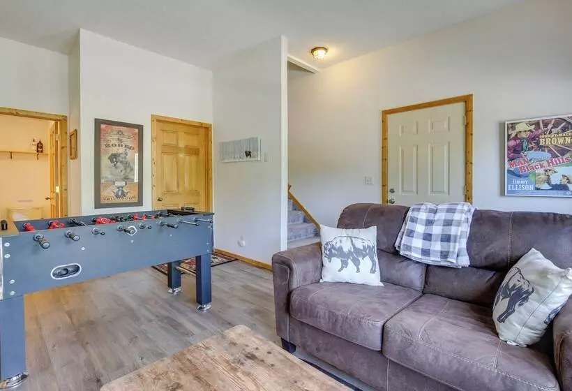 Keystone Escape W/ Amazing Mt Rushmore View!