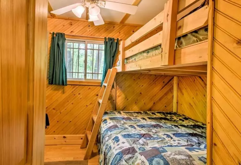 Lakefront Cumberland Cabin W/ Dock & Fire Pit!