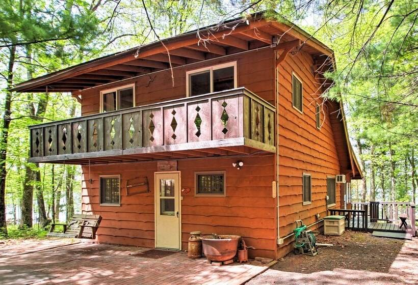 Lakefront Cumberland Cabin W/ Dock & Fire Pit!