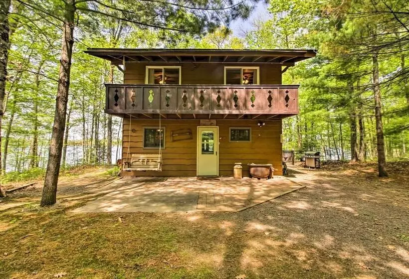 Lakefront Cumberland Cabin W/ Dock & Fire Pit!