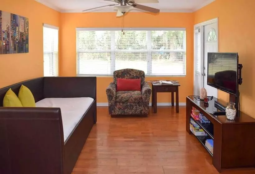 Lakeland Home W/ Large Backyard ~1 Mile From Fsc!