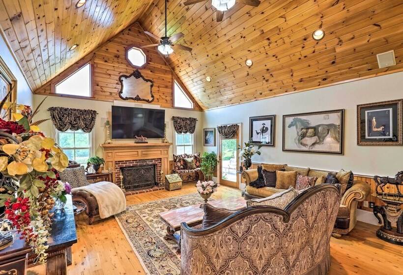 Lovely Equine Countryside Estate On 68 Acres