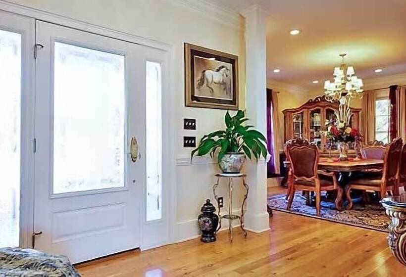 Lovely Equine Countryside Estate On 68 Acres