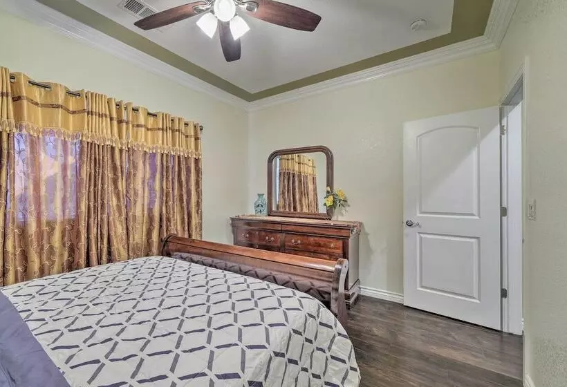 Manteca Home W/ Gated Yard ~ 2 Mi To Downtown