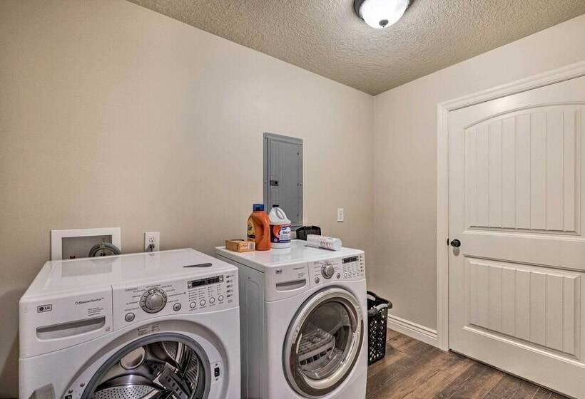 Massive Peck Home W/ Woods & Creek To Explore