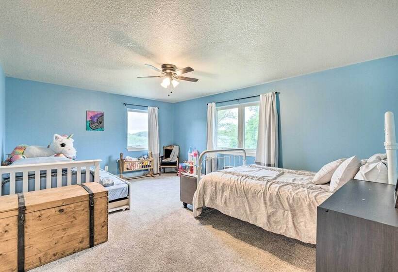 Massive Peck Home W/ Woods & Creek To Explore