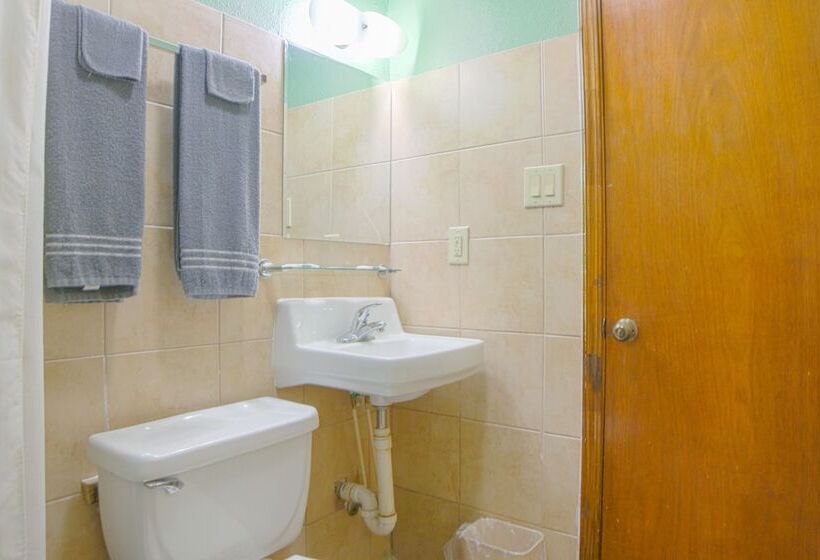 汽车旅馆 Economy Inn